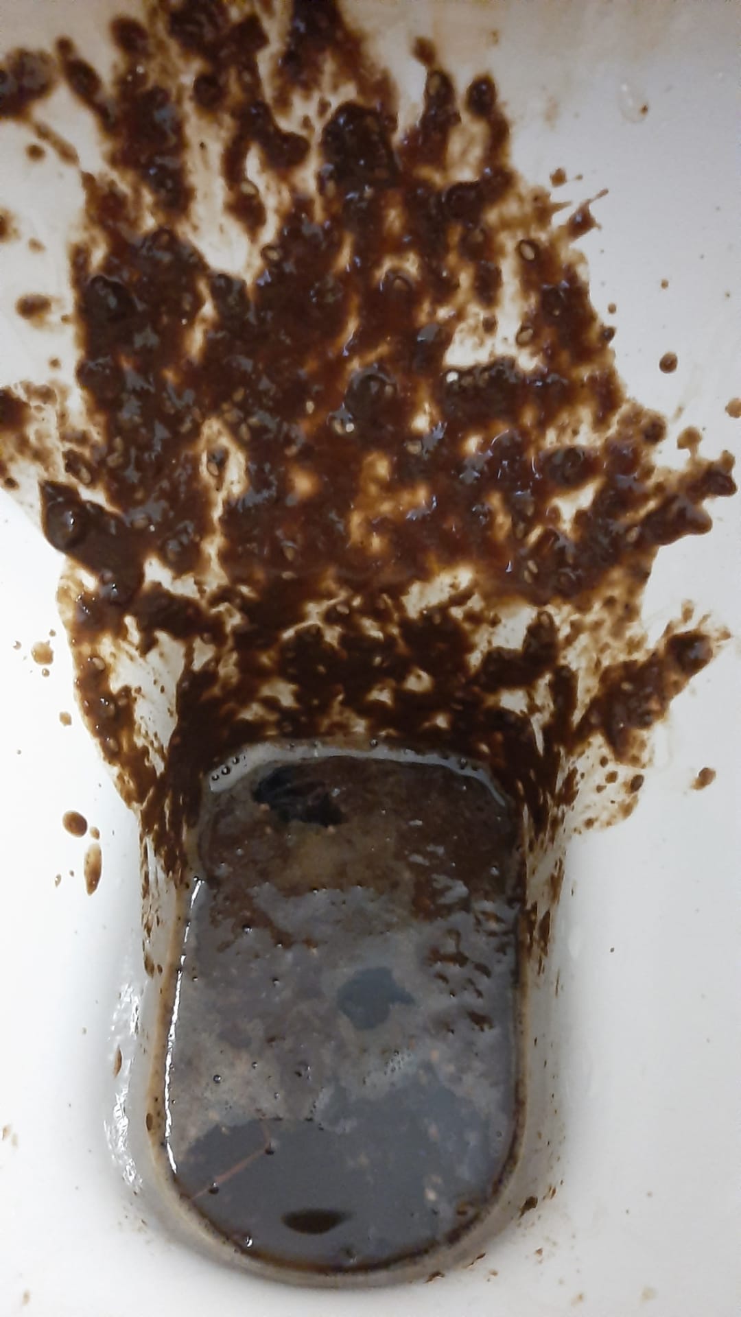 coffee-ground-puke